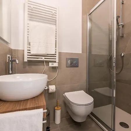 La Collina Degli Olivi Bed and Breakfast 3*