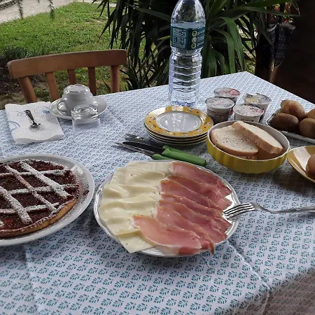 فندق مبيت وإفطار La Collina Degli Olivi